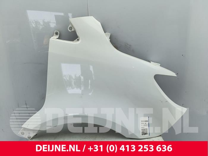 Mercedes Sprinter Scherm rechts-voor O326617