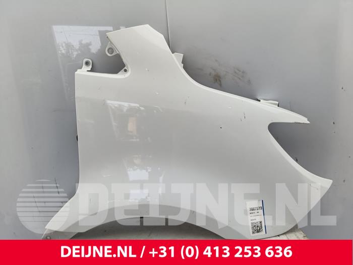 Mercedes Sprinter Scherm rechts-voor O326619