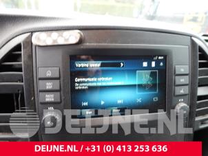 Mercedes Vito Display Multi Media regelunit O326695 foto 2
