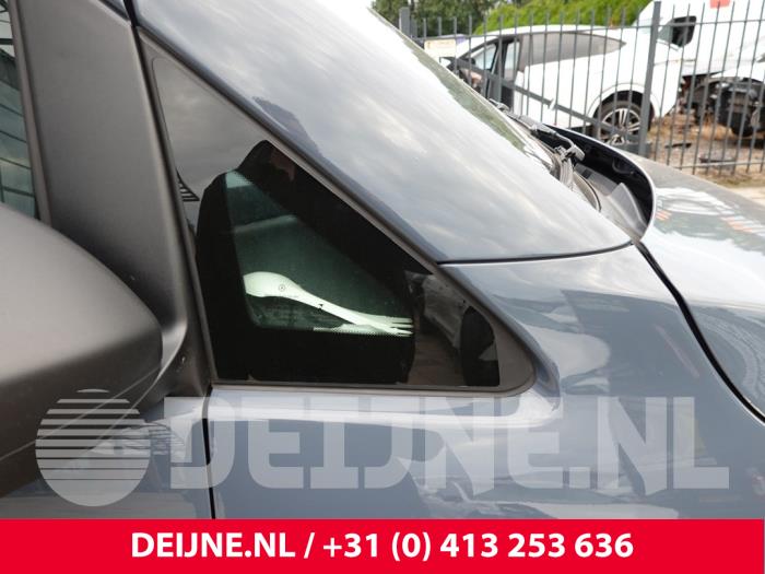 Mercedes Vito Driehoeks Ruit rechts-voor O326701