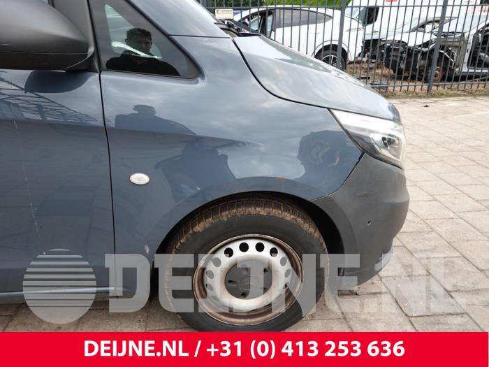 Mercedes Vito Scherm rechts-voor O326748