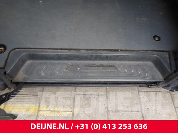 Mercedes Vito Schuifdeur instap rechts O326755