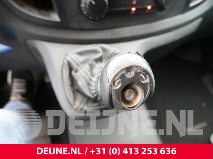 Mercedes Vito Versnellingspook O326775