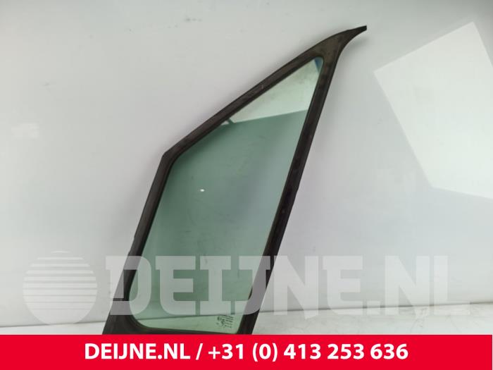 Mercedes Sprinter Driehoeks Ruit links-voor O326803