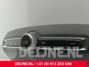 Volvo XC40 Radio control panel O326963 photo 2