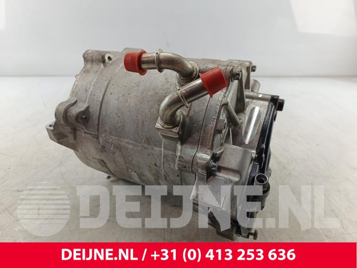 Lynk & Co 01 Hybride aandrijfeenheid O326966