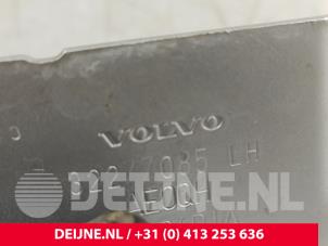 Volvo V60 Bonnet Hinge O326967 photo 2