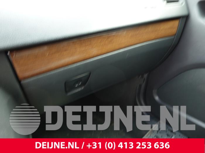 Volvo XC90 Handschuhfach O327004