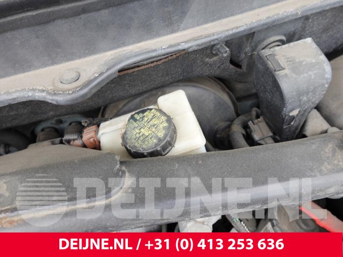 Volvo XC90 Bremsflüssigkeitsbehälter O327061