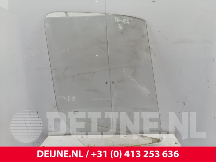 Mercedes Sprinter Portierruit 2Deurs rechts O327129