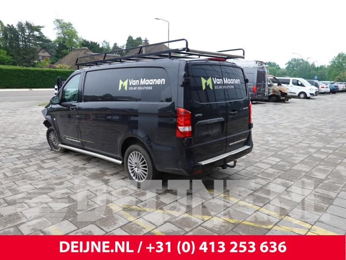 Mercedes Vito Hecktür Bus-Lieferwagen O327167