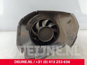 Volvo XC60 Radiateur O327151 foto 2