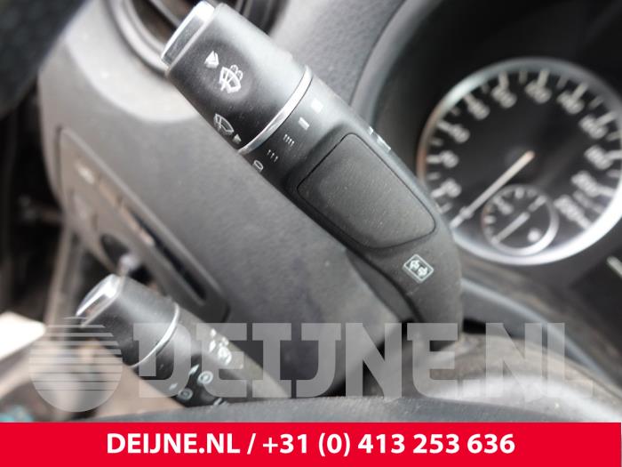 Mercedes Vito Kombischalter Lenksäule O327295
