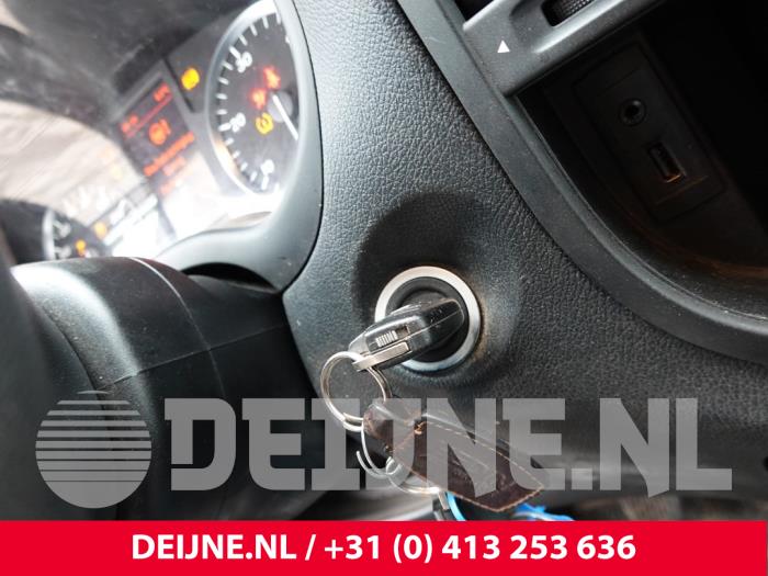 Mercedes Vito Ignition lock + key O327297
