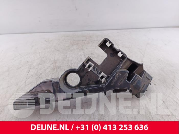 Volkswagen Transporter Bumpersteun links-voor O327318