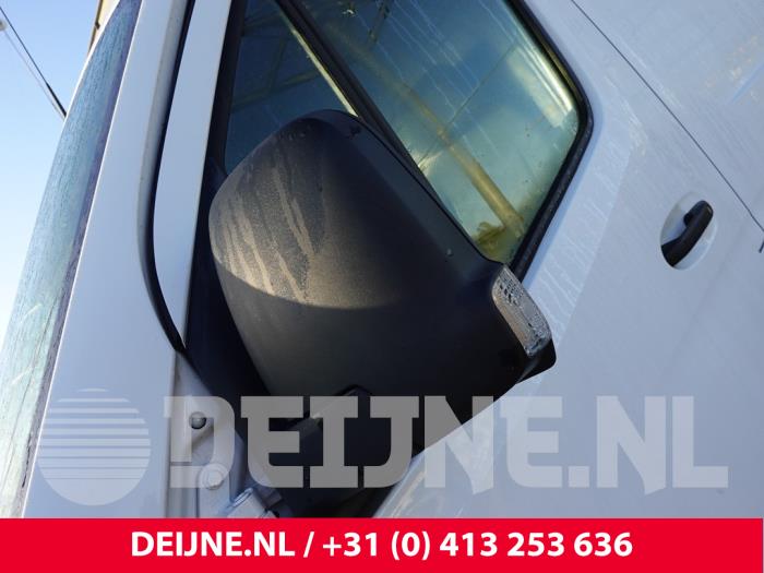 Mercedes Sprinter Außenspiegel links O327508