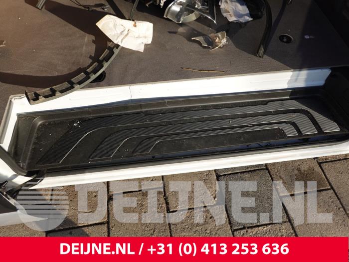 Mercedes Sprinter Schiebetür Einstieg rechts O327552