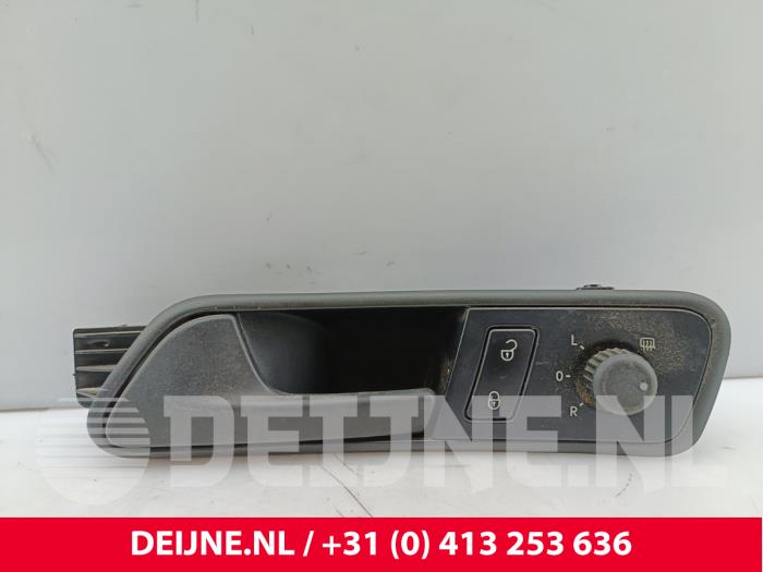 Volkswagen Caddy Türgriff 2-türig links O327608