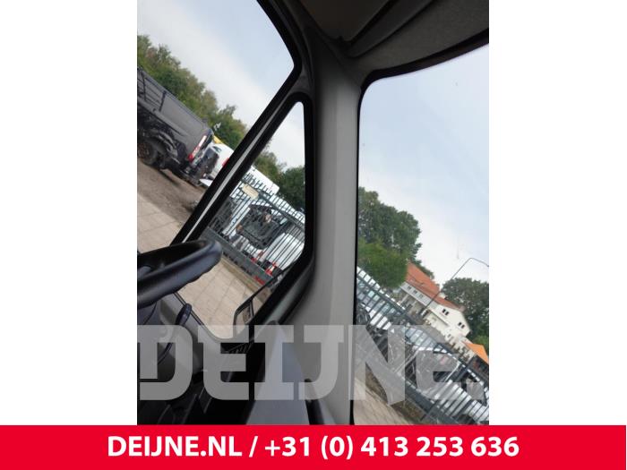 Mercedes Sprinter A-Säule Abdeckkappe links O327779
