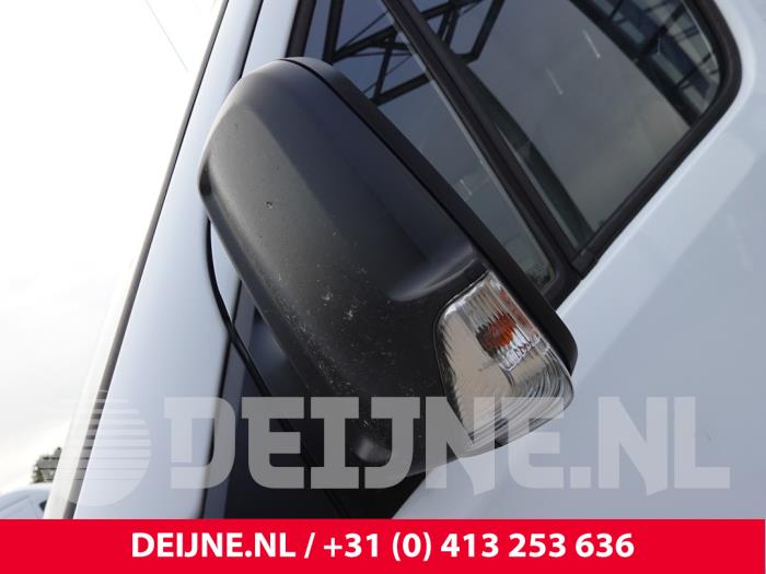 Mercedes Sprinter Außenspiegel links O327785