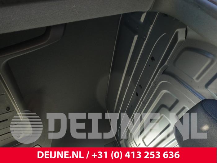 Mercedes Sprinter Zwischenschott Kabine O327906