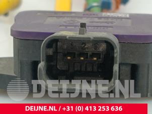 Renault Trafic Roetfilter sensor O328040 foto 3