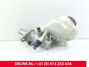 Volvo V60 Hoofdremcilinder O328056 foto 2