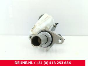 Volvo V60 Hoofdremcilinder O328056 foto 3