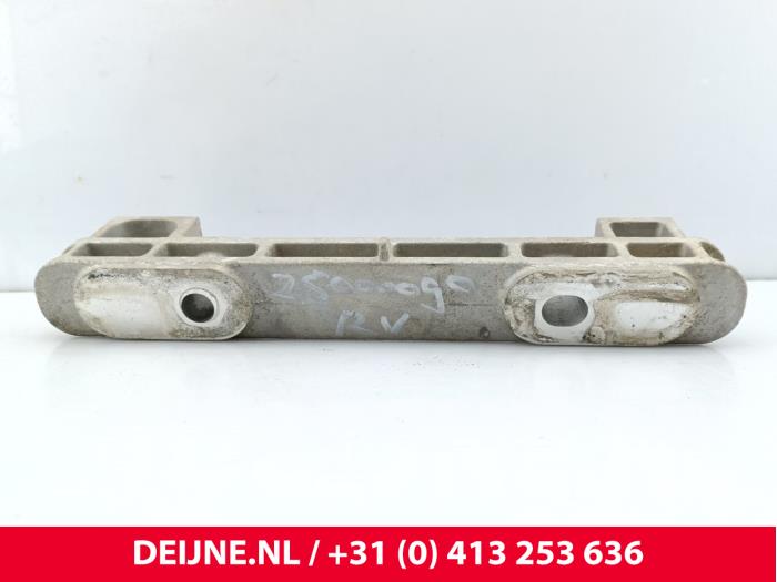 Lynk & Co 01 Motorsteun O328070