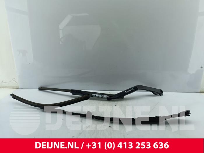 Volvo S90 Ruitenwisserarm set O328094