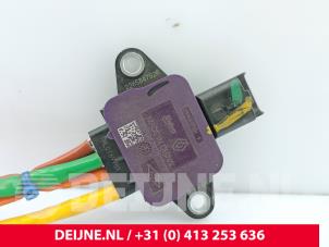 Renault Trafic Particulate filter sensor O328105 photo 2