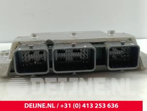 Volvo V70 Steuergerät Motormanagement O328113 foto 3