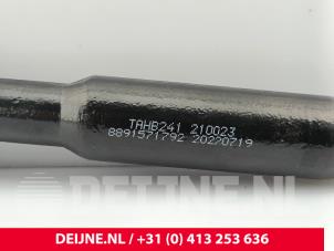 Lynk & Co 01 Abschleppöse vorne O328274 foto 3