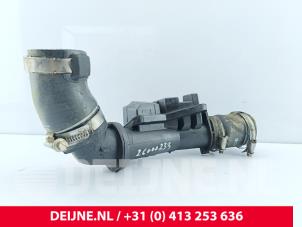 Toyota Pro-Ace Intercooler Rohr O328280 foto 2