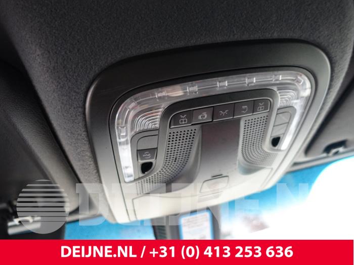 Mercedes eSprinter Interior lighting, front O328313