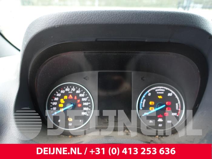 Mercedes eSprinter Tacho - Kombiinstrument KM O328352