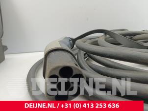 Mercedes eSprinter Charching cable electric car O328366 photo 3