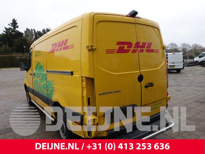 Mercedes eSprinter Scharnier- Set O328380