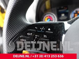 Mercedes eSprinter Stuurwiel O328402 foto 2