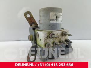 Hyundai H300 ABS Pomp O328421 foto 2