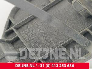 Lynk & Co 01 Abdeckkappe Abschleppöse vorne O328427 foto 3