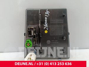 Volkswagen Caddy 12 Volt aansluiting O328587 foto 2
