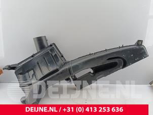 Lynk & Co 01 Air box O328601 photo 2