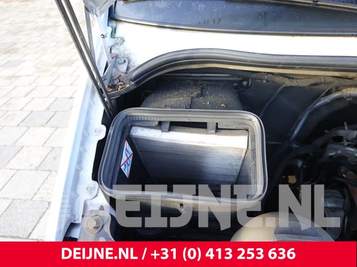 Mercedes Sprinter Filter housing interior O328678
