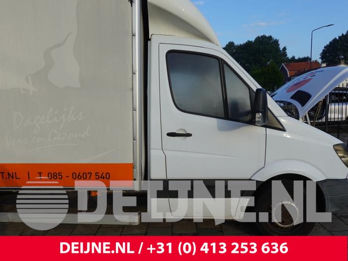 Mercedes Sprinter Door 2-door, right O328698