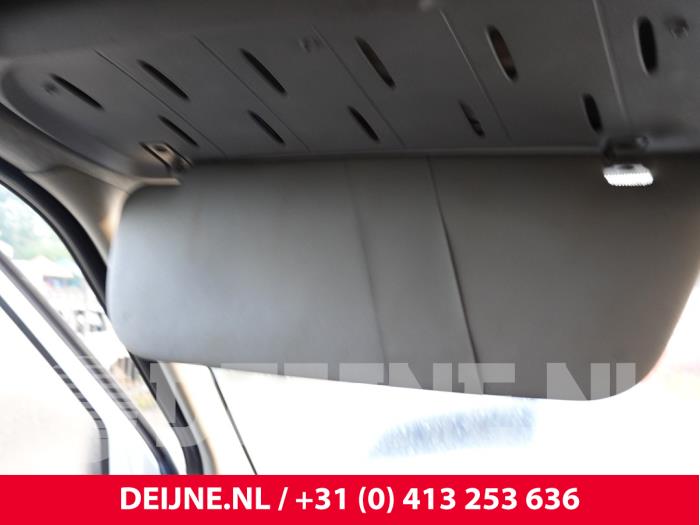 Mercedes Sprinter Zonneklep O328735