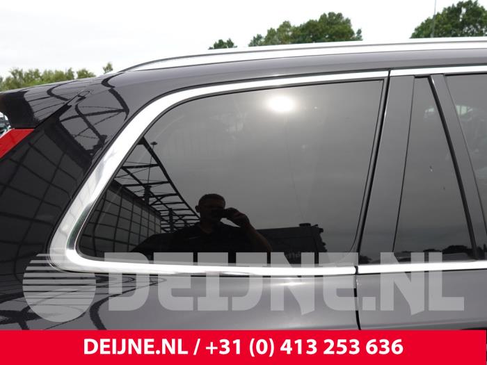 Volvo XC90 Driehoeks Ruit rechts-achter O328768