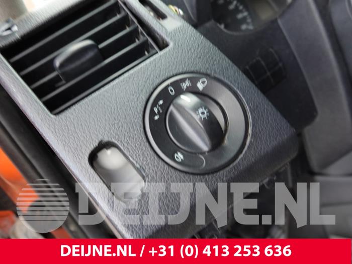 Mercedes Sprinter Licht Schalter O328820