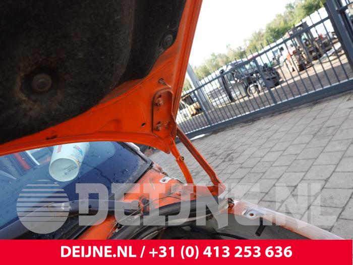 Mercedes Sprinter Motorhaube Scharnier O328823