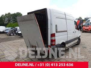 Mercedes Sprinter Charging Panel (Floor Flap) O328875 photo 2